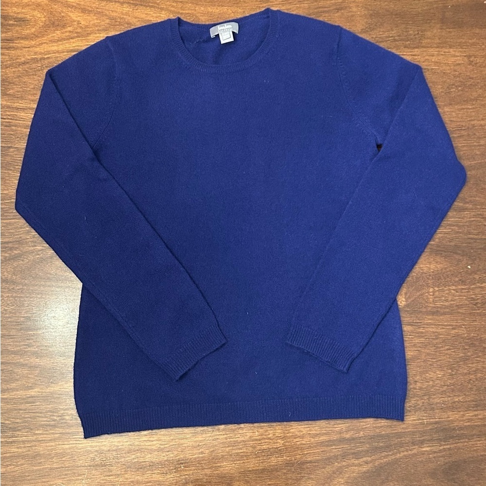 Neiman Marcus Deep Blue Long Sleeve Crewneck Sweater
